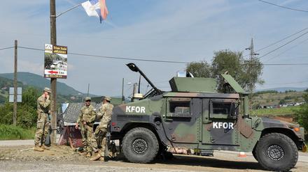 Die Nato entsendet rund 600 zusätzliche britische Soldaten in die ehemalige serbische Provinz