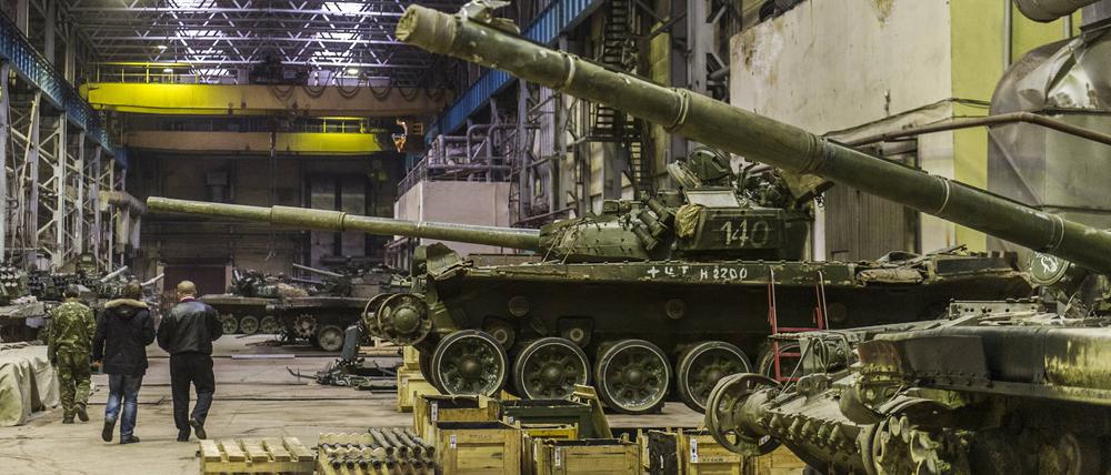 T-72-Panzer werden in der Omsker Transportmaschinenbau-Fabrik von NPK Uralvagonzavod modernisiert (Symbolbild)