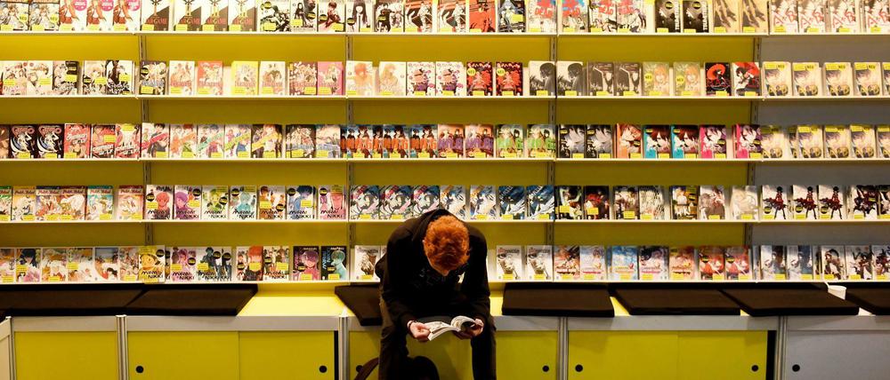 Boom-Business: Ein Manga-Regal des Egmont-Verlages auf einer Buchmesse.