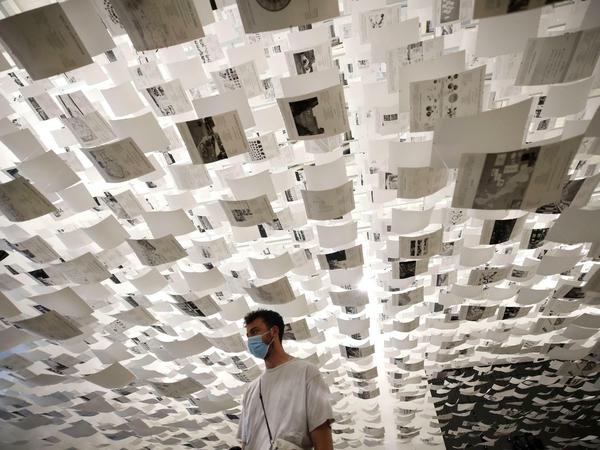 Im spanischen Pavillon. Die Installation "Uncertainly" auf der Architektur-Biennale. 