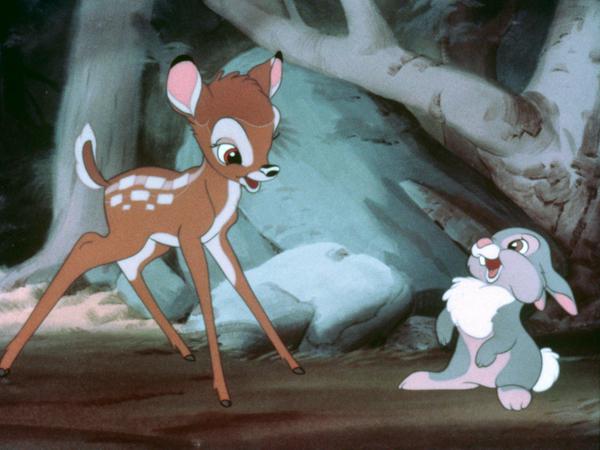 Bambi mit seinem Freund, dem Hasen Klopfer, im Disney-Trickfilmklassiker von 1942. 