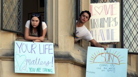 Liebt Trumps Hass: Studentenproteste gegen den Wahlsieger gibt es überall an Amerikas Universitäten. Hier eine Szene an der University of California in Los Angeles. 