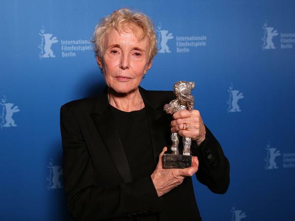 Die französische Regisseurin und Drehbuchautorin Claire Denis wurde mit Silber für die beste Regie ausgezeichnet. 