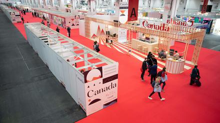 Tag 2 auf der Frankfurter Buchmesse, mit dem Gastland Kanada.