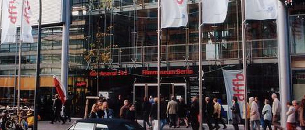 Die Berliner Film- und Fernsehakademie hat ihren Sitz im Filmhaus im Sony-Center an der Potsdamer Straße