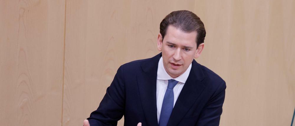 Wegen der Ermittlungen gegen ihn trat Sebastian Kurz von seinem Amt als Bundeskanzler Österreichs zurück.