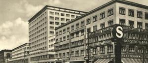 Gebäudekomplex des Reichsarbeitsministeriums in der Berliner Saarlandstraße (heute: Stresemannstraße), um 1940.