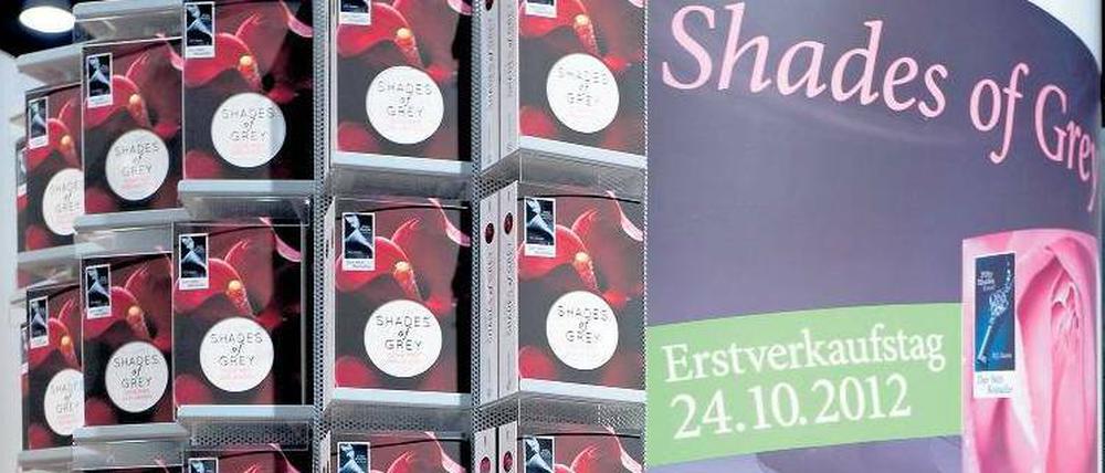 Säule des Handels. E. L. James’ „Shades of Grey“-Trilogie hat sich im deutschsprachigen Raum knapp sechs Millionen Mal verkauft. 