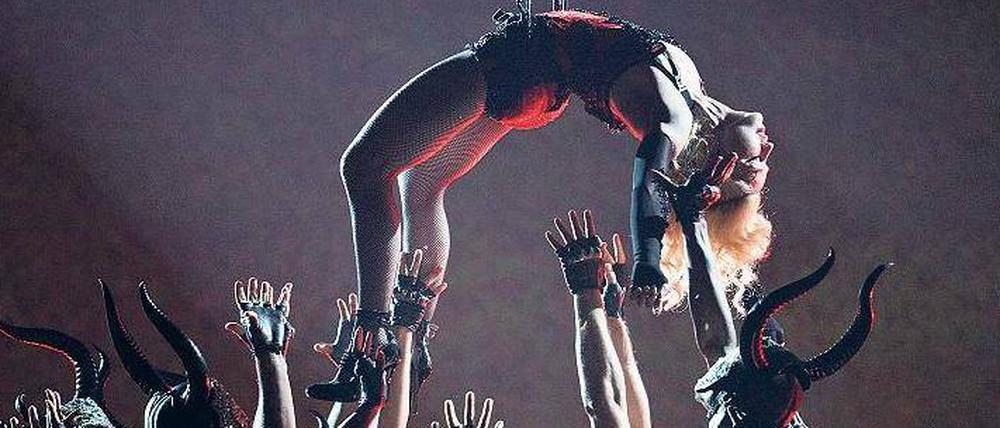 Klassikerehren. Madonna während ihres Auftritts bei der Grammy-Verleihung. 
