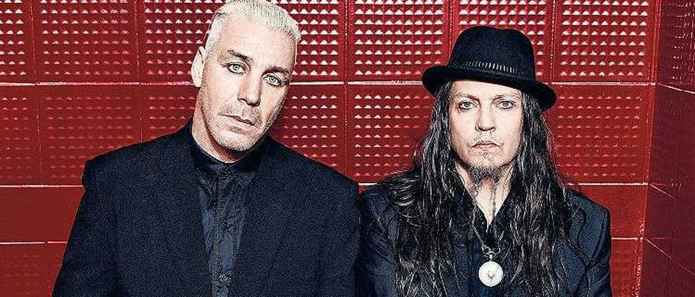 Düster-Duo. Der Berliner Till Lindemann (links) hat sich für sein Nebenprojekt Lindemann mit dem schwedischen Musiker Peter Tägtgren zusammengetan. 