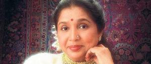 Heldin,Geliebte, Verführerin, Vamp. Asha Bhosle hat viele Gesichter.
