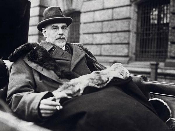 Aristokrat, Industrieller, Revolutionär, Weltbürger. Walther Rathenau im April 1922, zwei Monate vor seiner Ermordung. 
