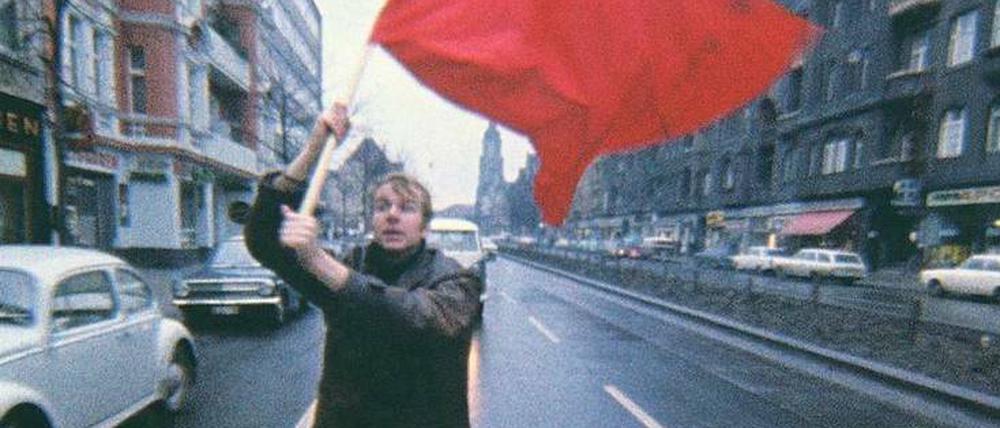 12 Minuten, 15 Läufer. Gerd Conradts Film "Farbtest - Rote Fahne", 1968 in Berlin aufgenommen, begeistert noch nach 50 Jahren.