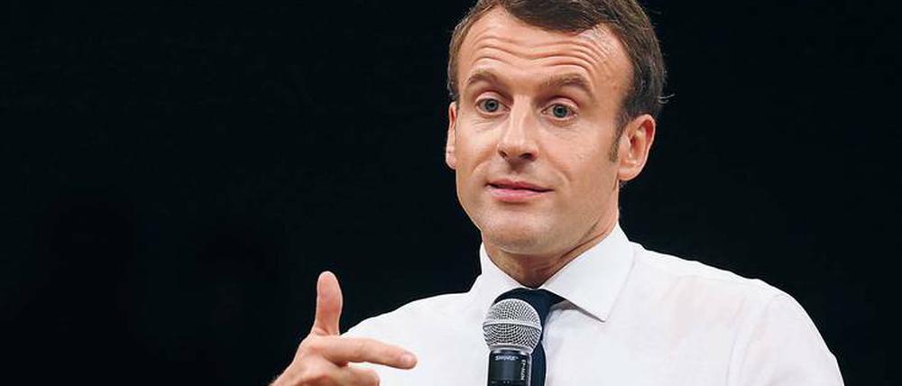 Unter Druck. Präsident Emmanuel Macron sucht Nähe in den Bürgerforen.