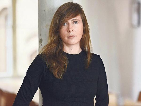 Regisseurin und Wahlberlinerin Carolina Hellsgård, 43.