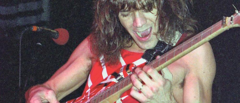 Eddie Van Halen (1955-2020) bei einem Auftritt im New Yorker Madison Square Garden 1982.