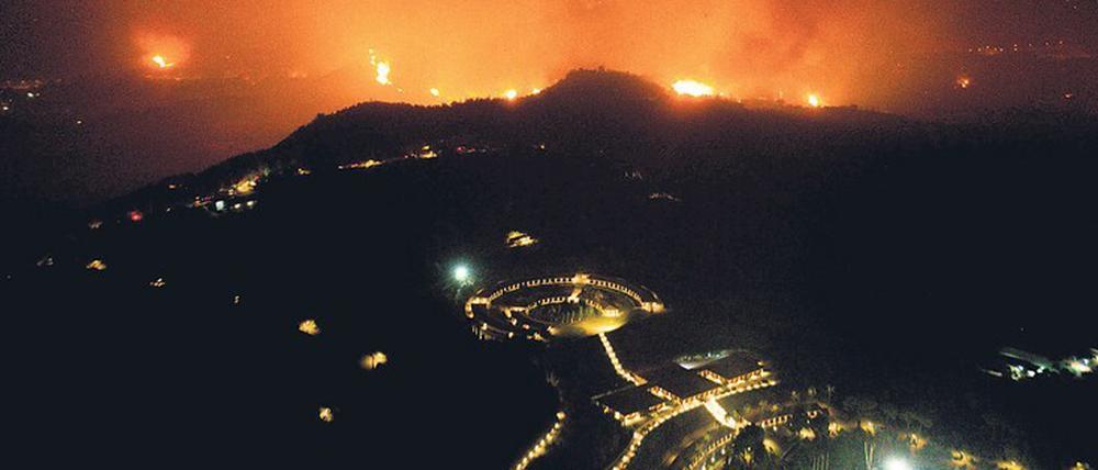 Brennende Wälder in der Nähe von Olympia