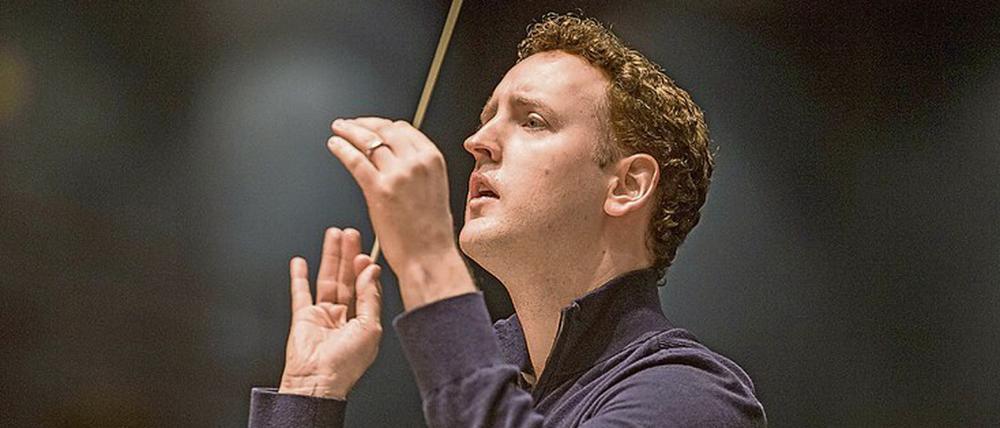 Maestro der feinen Nuancen: Der britische Dirigent Michael Francis. 