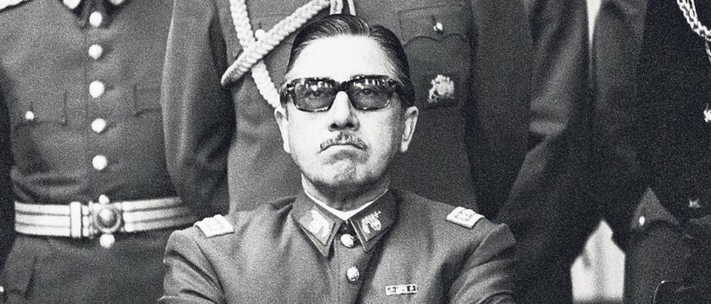 Diktator Pinochet, 1973 von Chas Gerretsen fotografiert. 