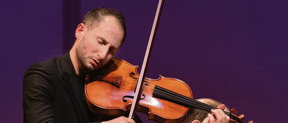 Antoine Tamestit spielt seine Viola als sinnlichen Ausdruck der Unversöhnlichkeit.