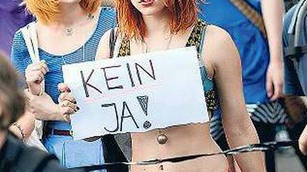 Mein Körper gehört mir. Teilnehmerinnen des ersten Berliner Slutwalks im vergangenen Jahr. 