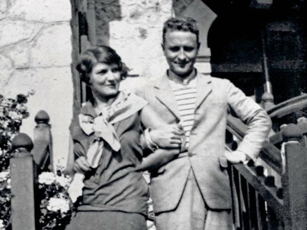 Scott und Zelda Fitzgerald 1925 in Südfrankreich.