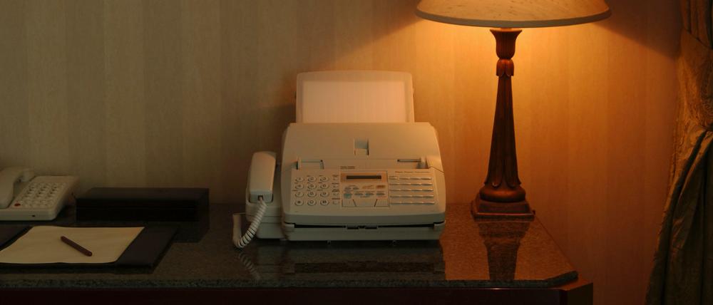 Eine aussterbende Art: das Faxgerät.