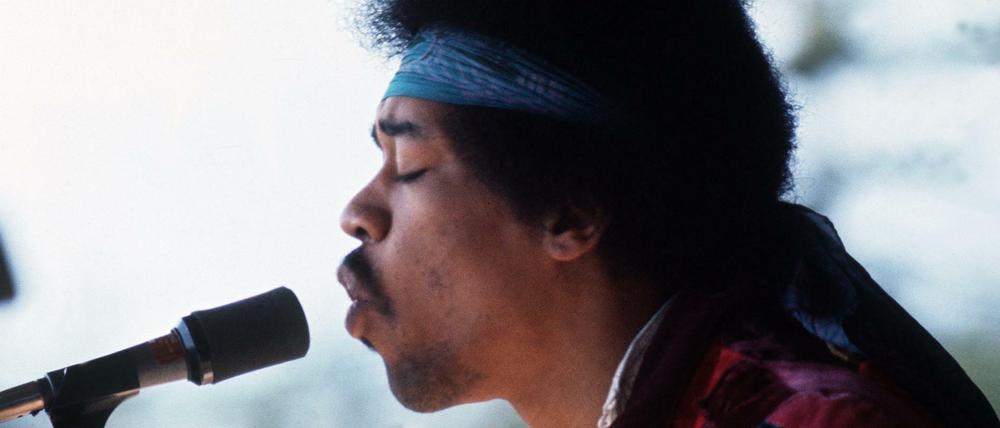 Zwei Wochen vor seinem Tod. Jimi Hendrix am 6. September 1970 beim Love-and-Peace-Festival auf der Insel Fehmarn. 
