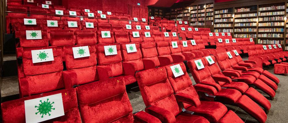 In der Pandemie können die Kinosäle, hier das Astor Grand Cinema in Hannover, nur zu 30 bis 50 Prozent ausgelastet werden. 