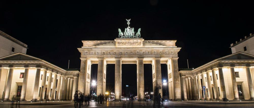 Das Brandenburger Tor in Berlin beleuchtet.