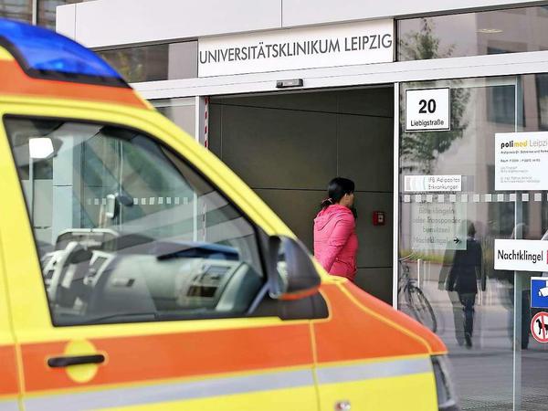Die Uniklinik in Leipzig. Erich Loest hat sich aus einem Fenster im zweiten Stock gestürzt.