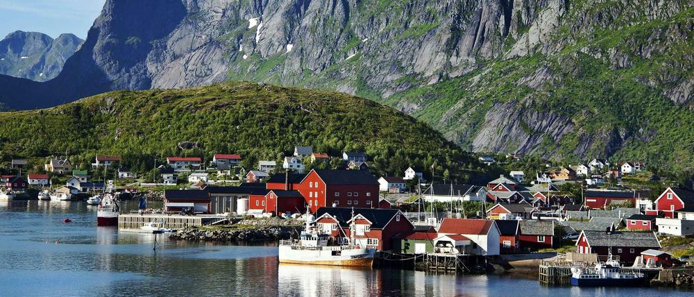 Könnte Hafjörd sein: Ein Dorf auf den Lofoten, in Nord-Norwegen