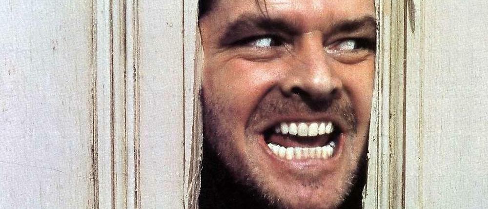 Jack Nicholson als Schriftsteller Jack Torrance, der sich zum Schreiben ins Hotel zurückzieht und wahnsinnig wird: Szene aus Kubricks "Shining" von 1980.