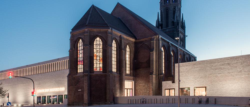 Kanzlerin Merkel empfiehlt, es bei der Wiedereröffnung der Kulturstätten zu halten wie die Kirchen. Das Bochumer Musikforum entstand rund um eine entwidmete katholische Kirche. 
