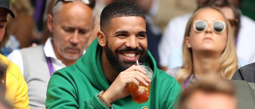 Hat gut lachen: Der Rapper Drake bricht alle Rekorde mit seinem neuen Album.