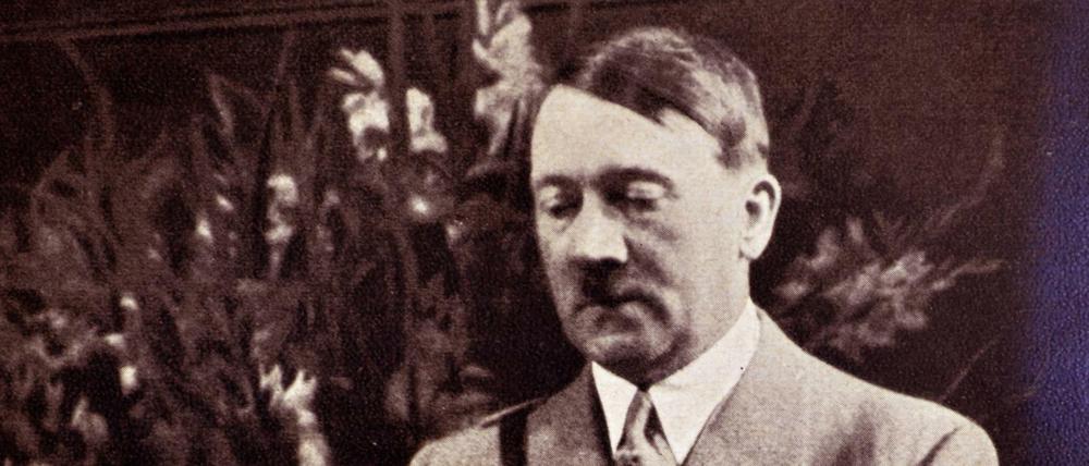Adolf Hitler bei einer Rede 1936.