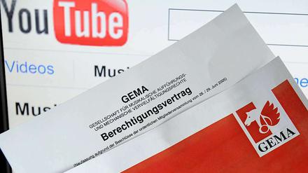 Der Konflikt zwischen Youtube und GEMA ist für viele Nutzer inzwischen mehr peinlicher Eiertanz als sachdienlicher Rechtsstreit.