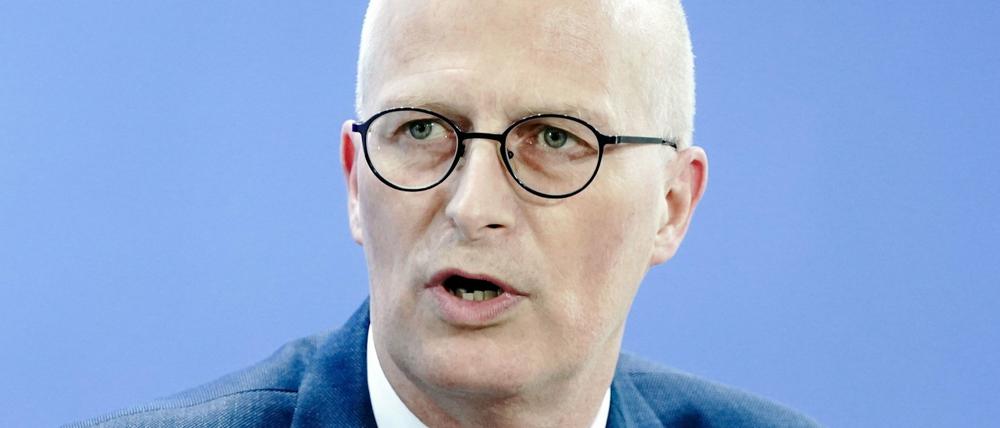 Peter Tschentscher (SPD) wird Fehlverhalten im Zusammenhang mit der steuerlichen Behandlung der Warburg Bank vorgeworfen.