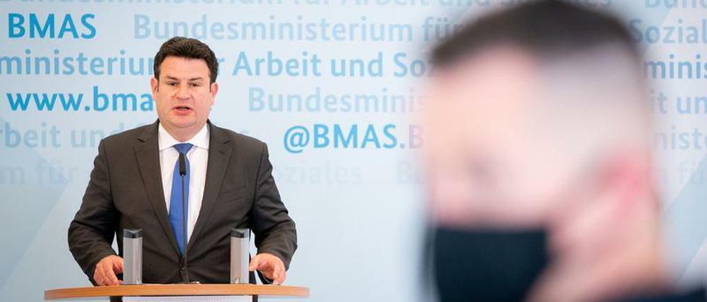 Bundesarbeitsminister Hubertus Heil (SPD) hat prüfen lassen, ob Covid-19 als Berufskrankheit anerkannt werden soll.