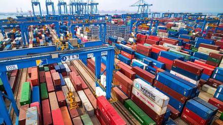 Entfesselter Welthandel: Der Containerhafen in Qingdao, China.