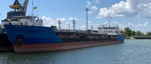 Der russische Tanker „Nika Spirit“ im Hafen von Izmajil