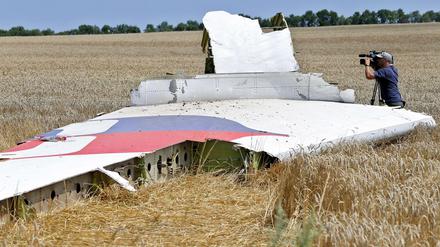 Reste des Flugzeugs, in dem 298 Menschen den Tod fanden. Der BND gibt nun den Separatisten die Schuld am Abschuss über der Ostukraine.