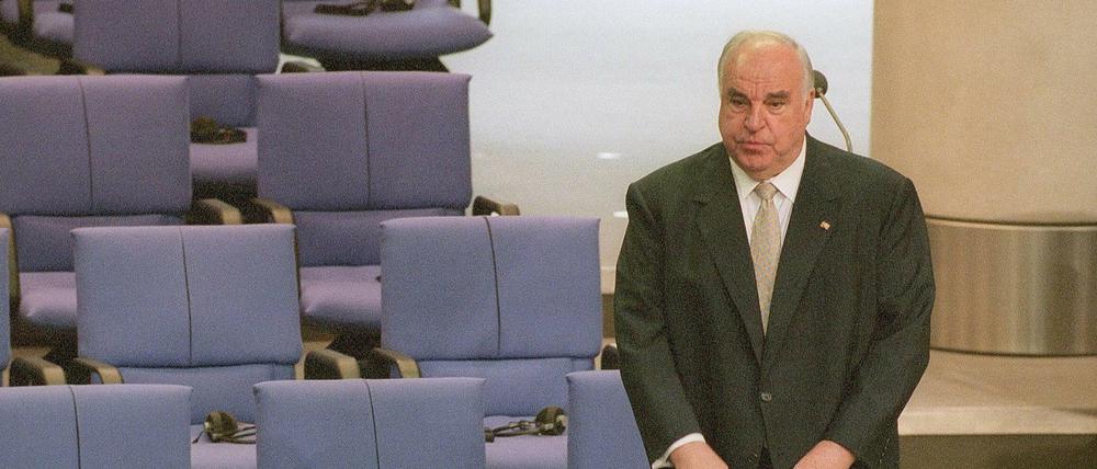 Alt-Bundeskanzler Helmut Kohl, CDU, im Bundestag. Das Bild stammt aus dem Jahr 2000.