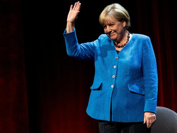 Zurück auf öffentlicher Bühne - mit umstrittenen Selbsteinschätzungen: Kanzlerin Angela Merkel. 