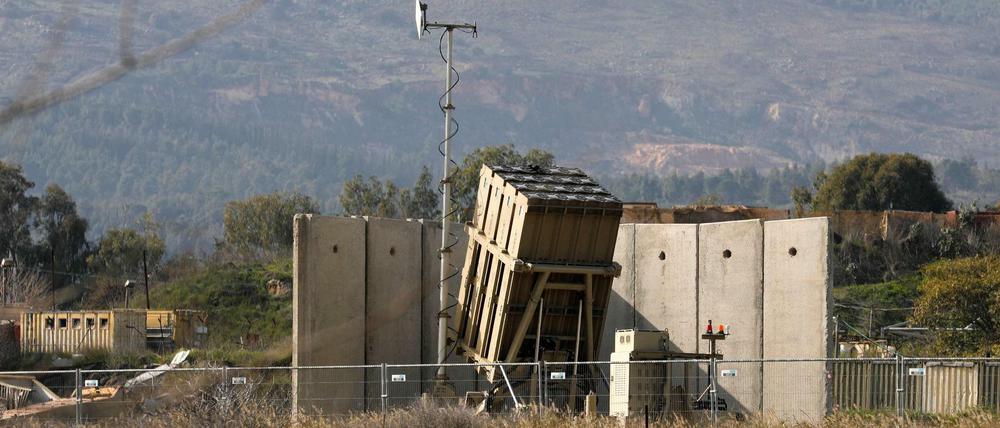 Ein "Iron Dome" Abwehrsystem steht an der libanesischen Grenze in Nord-Israel.