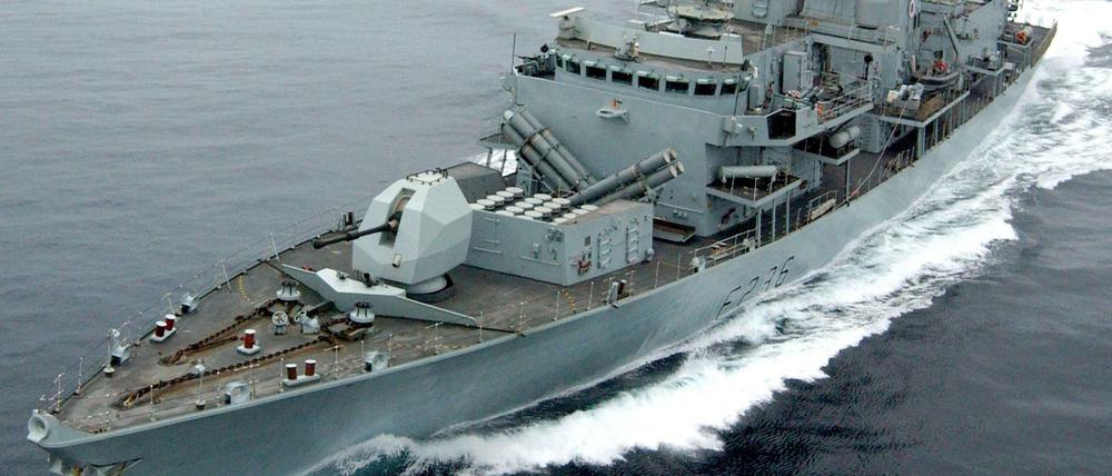 Die britische Fregatte HMS Montrose soll Handelsschiffe im Golf schützen. 