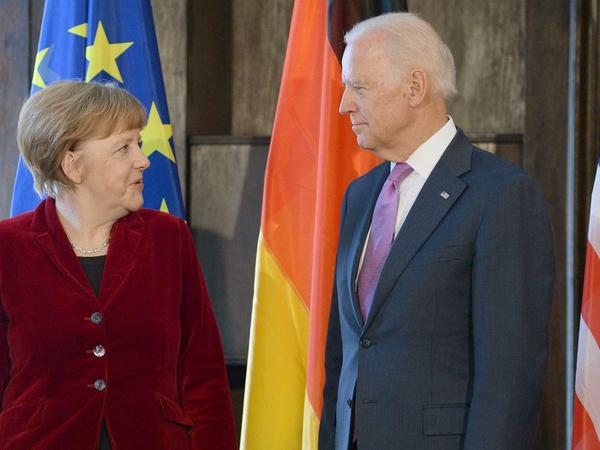Neue alte Partner: Bundeskanzlerin Angela Merkel und US-Präsident Joe Biden (damals Vize) (Archivbild).