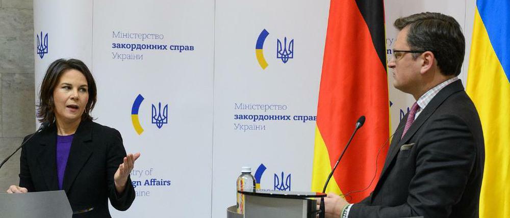 Außenministerin Annalena Baerbock und Dmytro Kuleba, Außenminister der Ukraine