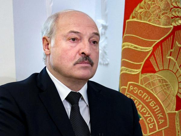Die EU und Polen werfen Lukaschenko vor, die Flüchtlinge zu missbrauchen, um Europa in Bedrängnis zu bringen.