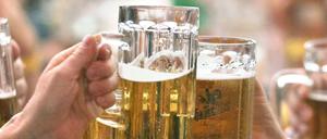 Kampf gegen ungesunden Alkoholkonsum: Fachleute wollen einen Mindestpreis. 